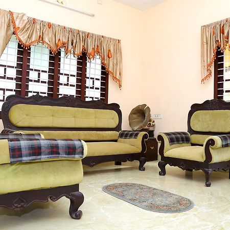 Daffodils Homestay Alappuzha Exteriör bild